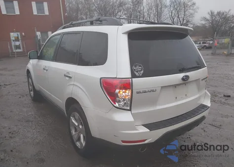 2009 Subaru Forester 2.5Xt Limited from USA, damaged, VIN JF2SH66699H712152